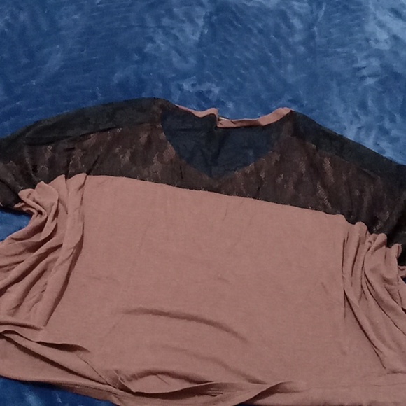 Brown and black lace bat wing crop top - Picture 5 of 5